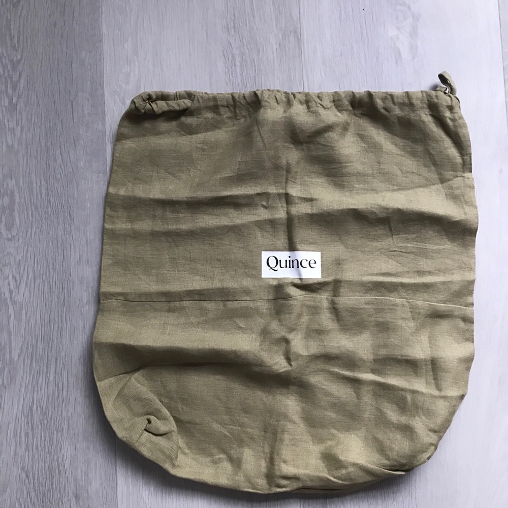 QUINCE LINEN BUCKET BAG DUST BAG OLIVE GREEN